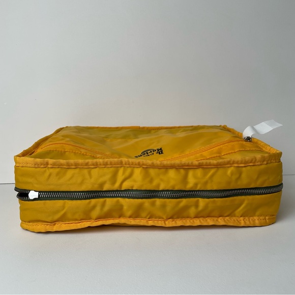 Dr. Martens Olive Green Nylon Messenger Bomber Jacket Utility Flight Bag - Picture 12 of 16